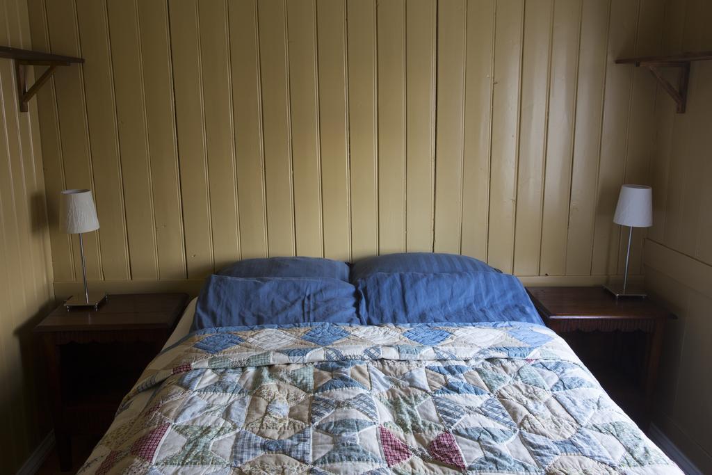 Lambalaekur Guesthouse Borgarnes Room photo